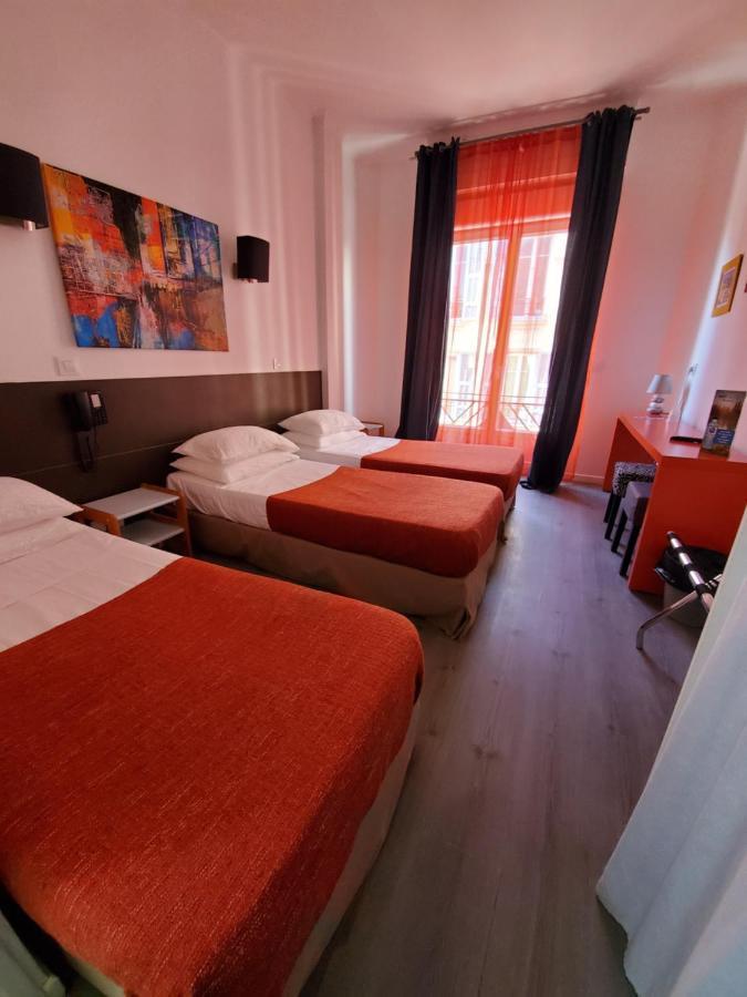 Brit Hotel Colbert Juan-les-Pins Exterior foto