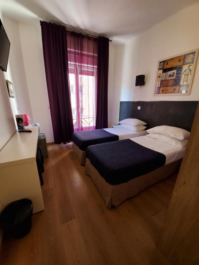 Brit Hotel Colbert Juan-les-Pins Exterior foto