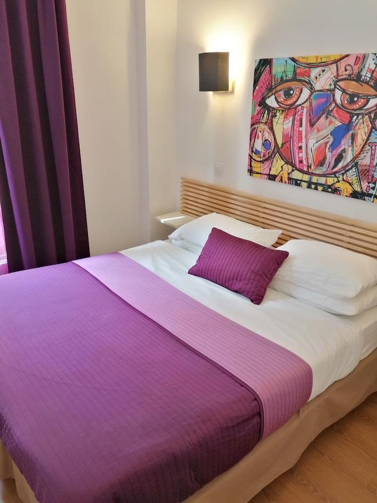Brit Hotel Colbert Juan-les-Pins Exterior foto
