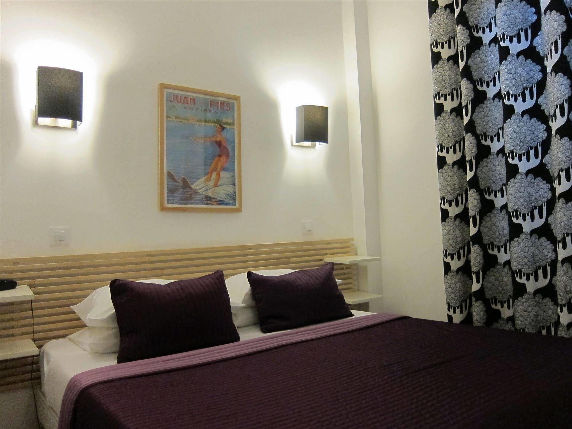 Brit Hotel Colbert Juan-les-Pins Exterior foto